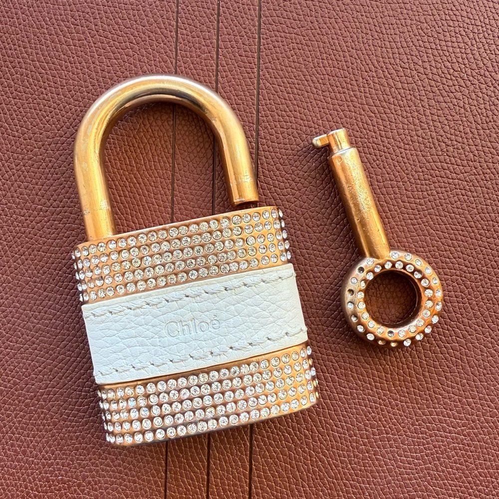 Vintage Chloe Paddington LOCK ONLY 100% auth. White leather with “diamond” trim